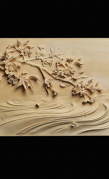 山桜に流水